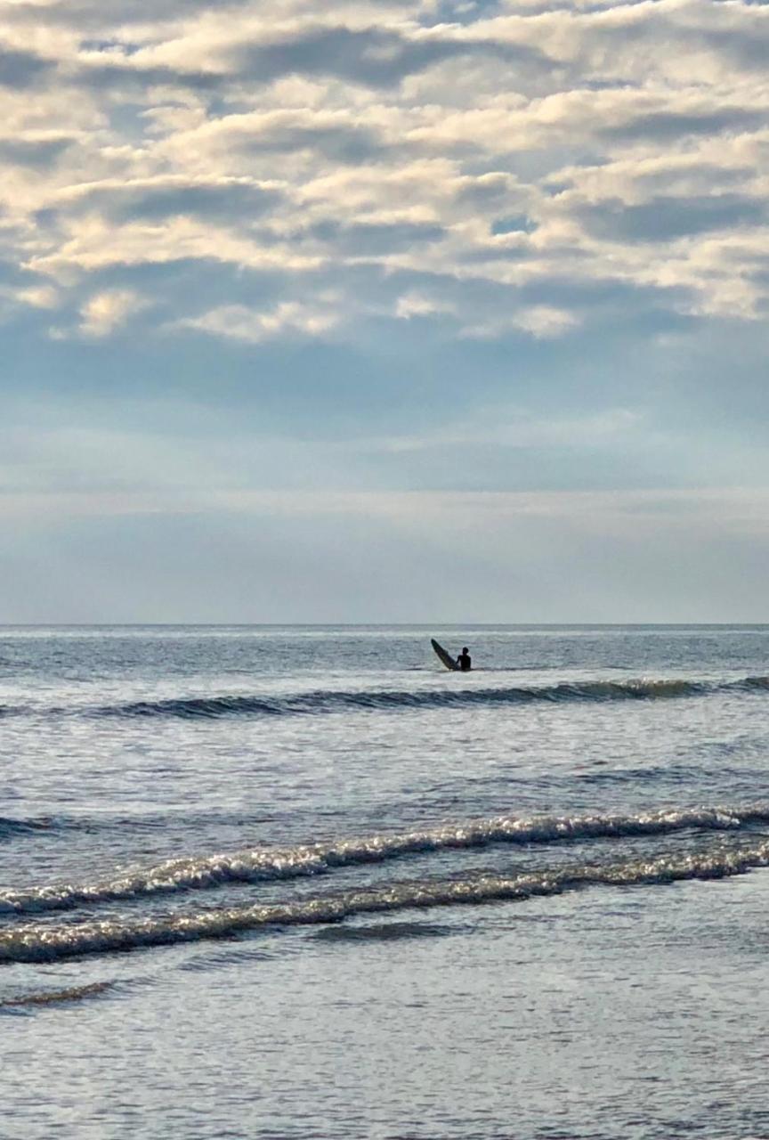 Otaki Beachfront Getaway Buitenkant foto