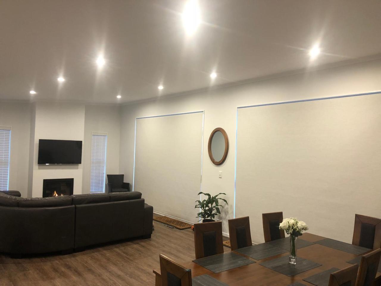 Otaki Beachfront Getaway Buitenkant foto