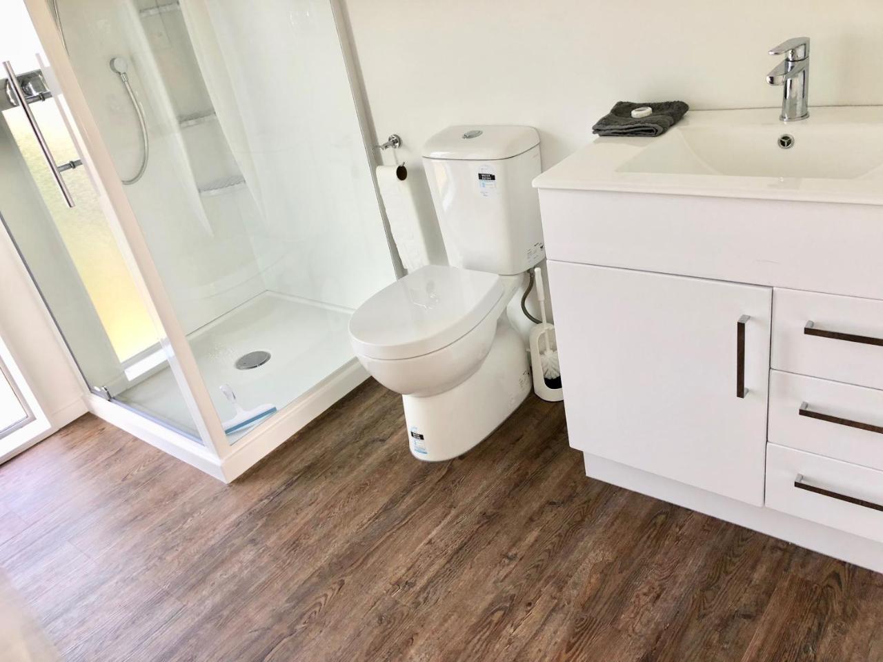 Otaki Beachfront Getaway Buitenkant foto