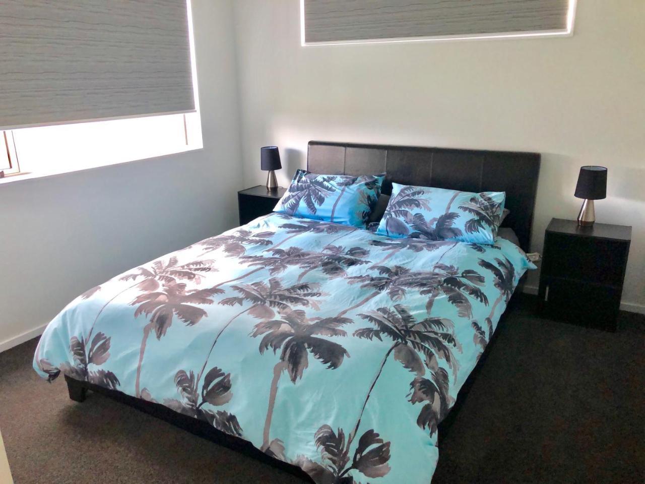 Otaki Beachfront Getaway Buitenkant foto