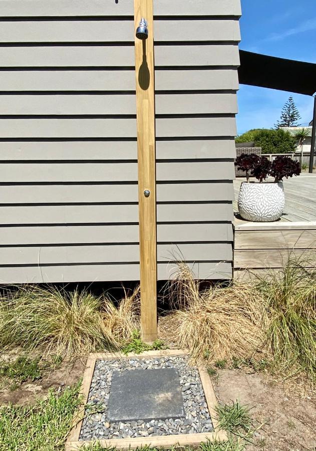 Otaki Beachfront Getaway Buitenkant foto